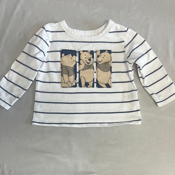 Disney - Winnie the pooh - White and Blue Long Sleeve Tee with Graphic Design - Picture 1 of 4